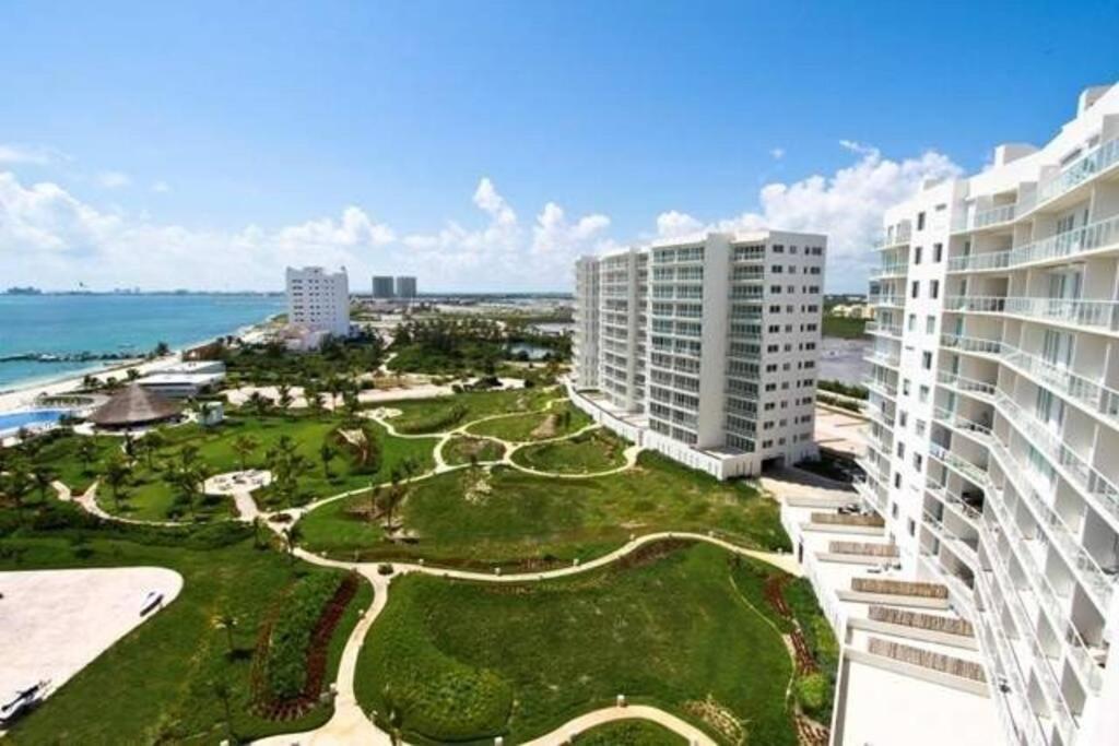 Amara Cancun Beachfront Condo Eksteriør bilde